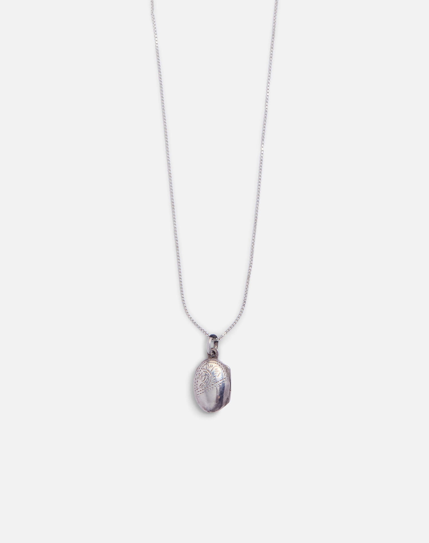Vintage 70s Engraved Locket Necklace -#1733