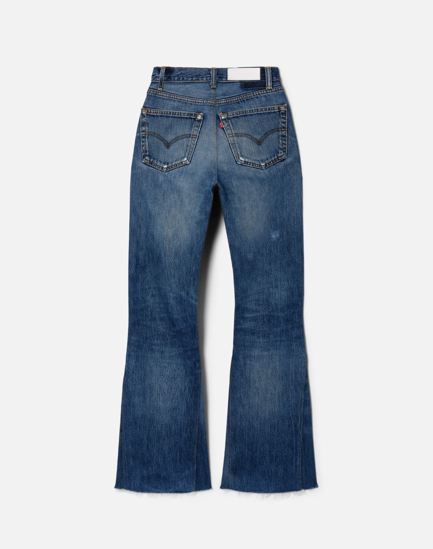 No. 24LV70BC11235113