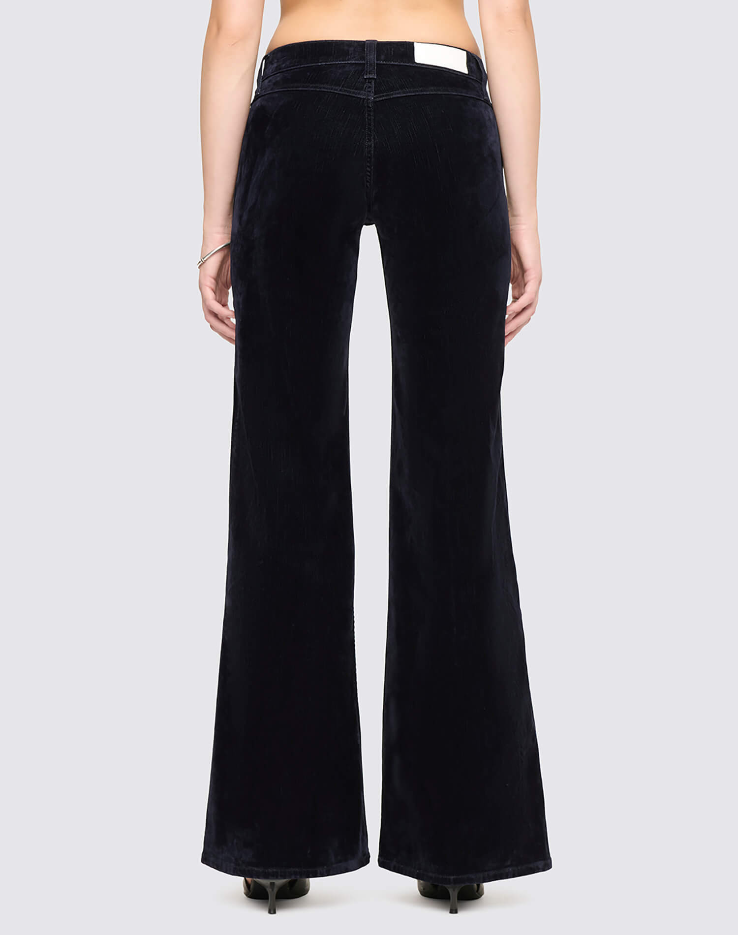 Lou - Navy Flocked