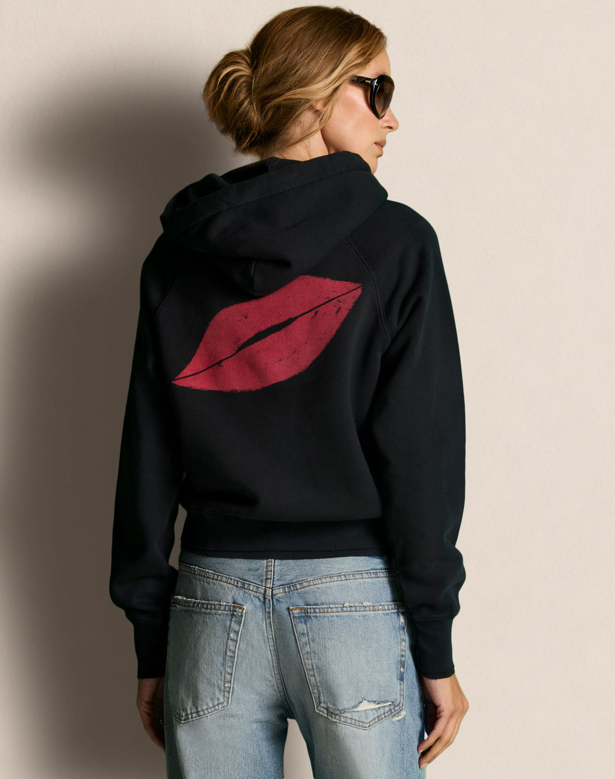 Suzuki Pullover Lips - Black