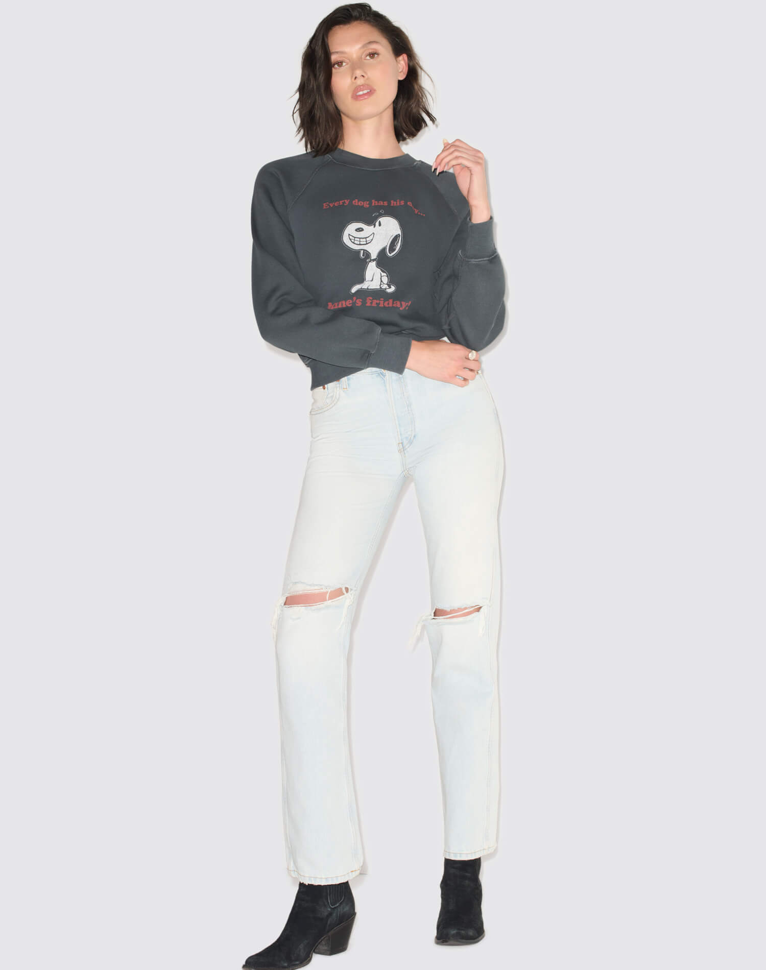 Classic Crewneck Snoop Fri - Washed Black