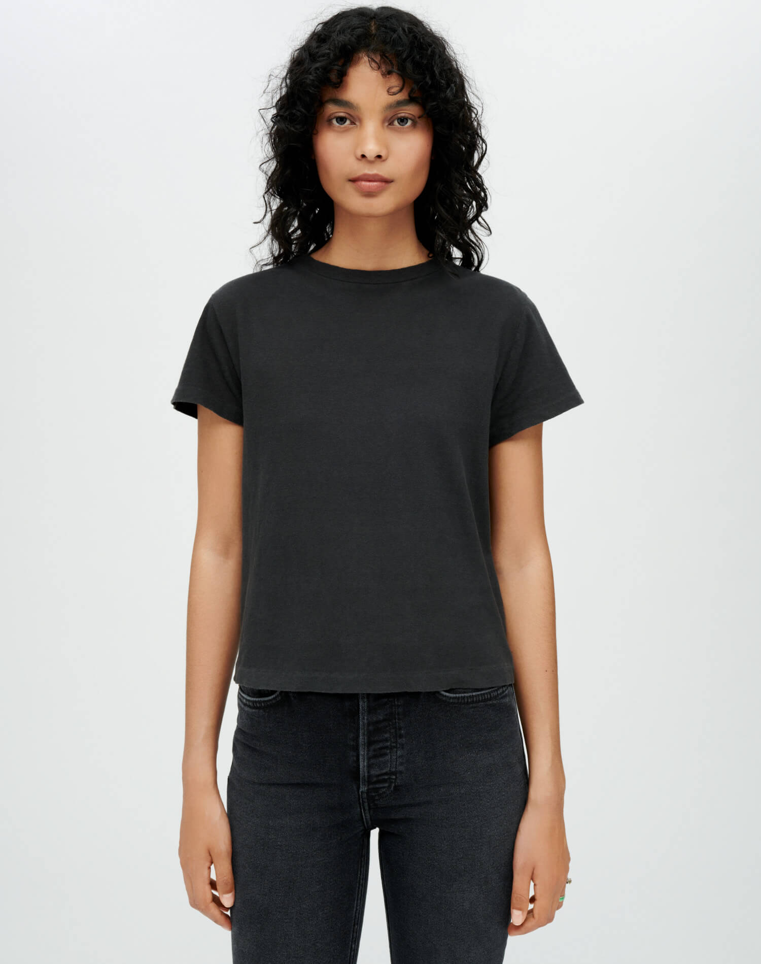 RE/DONE | Heritage Cotton Classic Tee in Washed Black