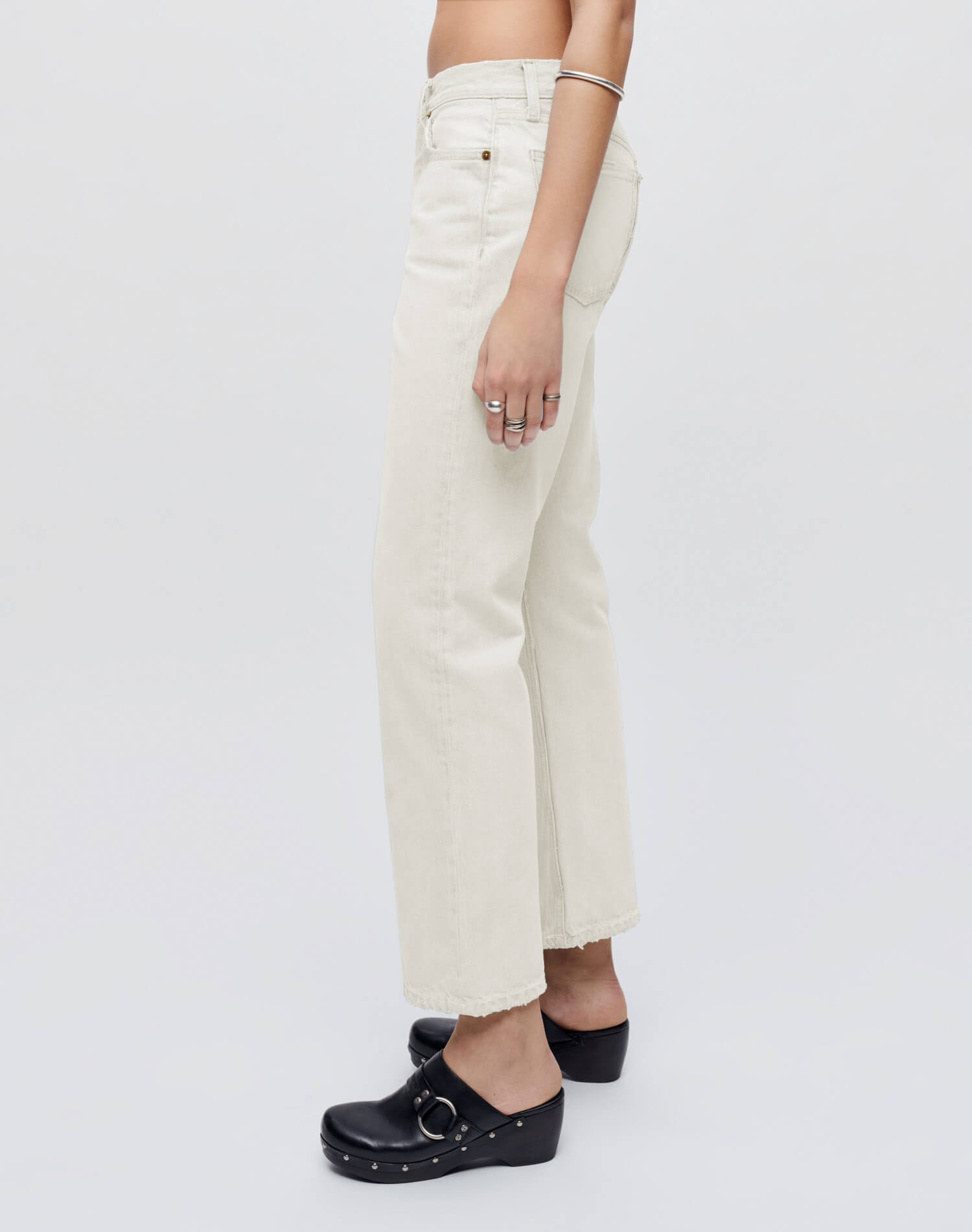 Easy Straight Crop - Vintage White