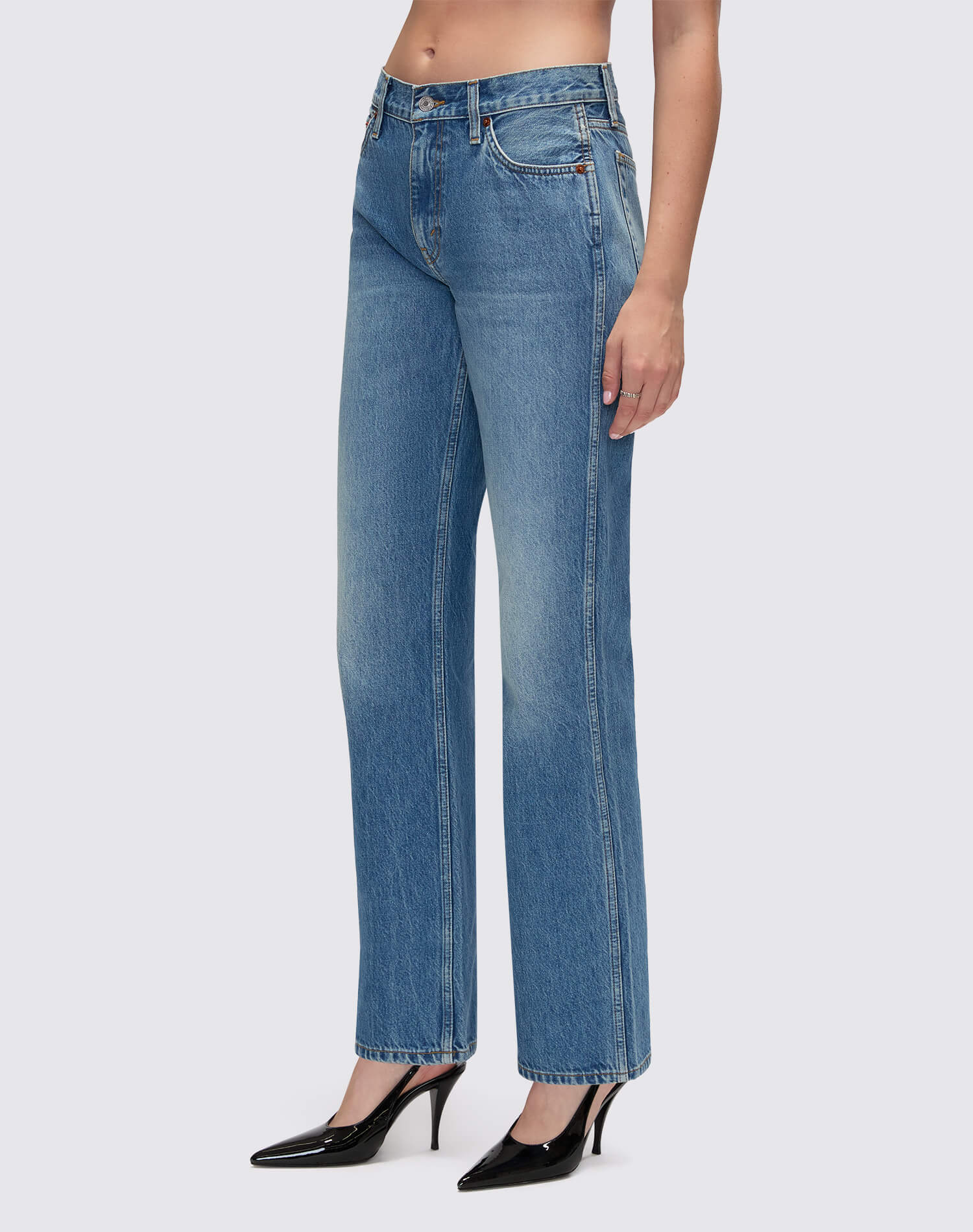 90s Mid Rise Loose - Medium Vain