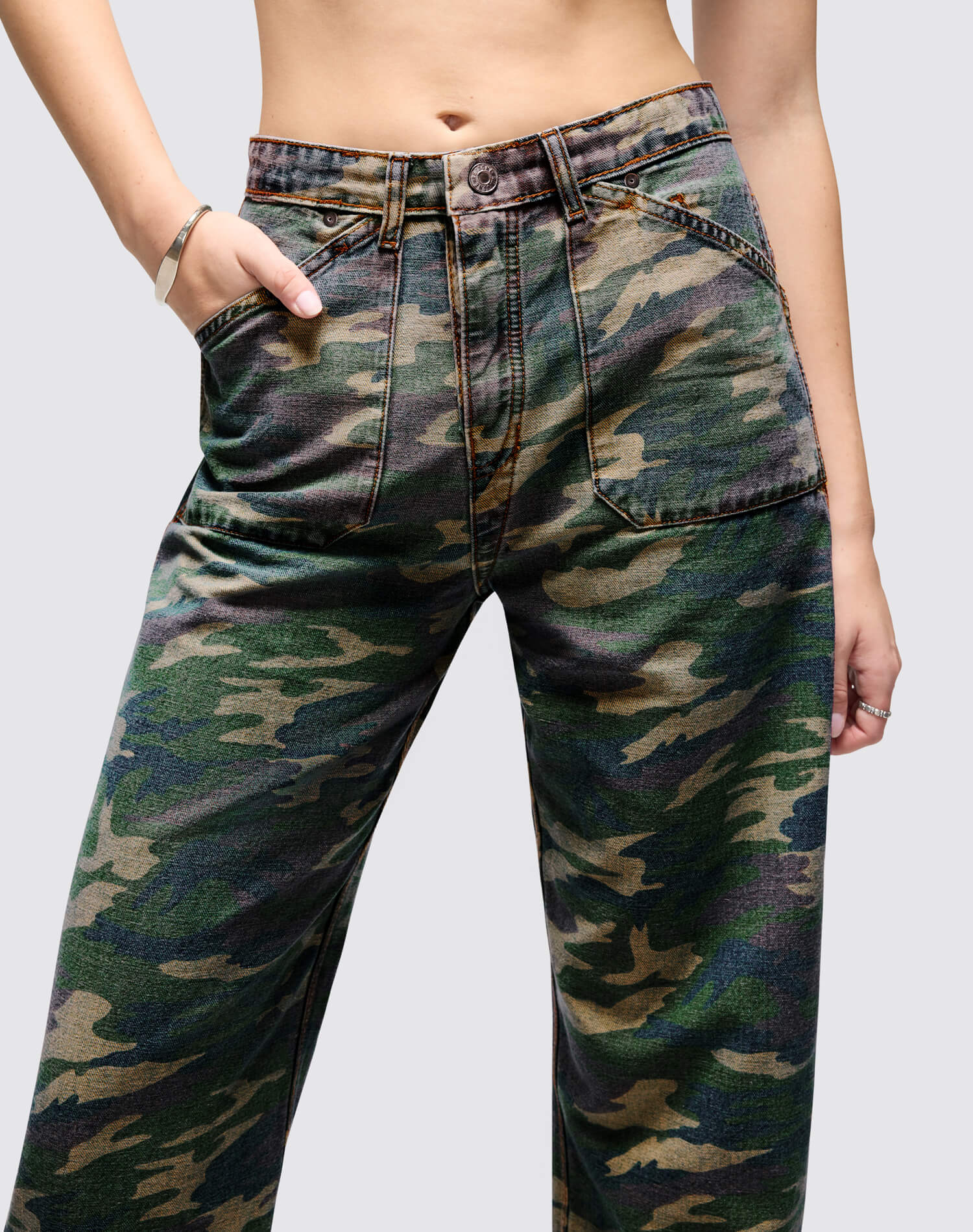RE/DONE SURPLUS | The Rewind Jean in Thunderstruck
