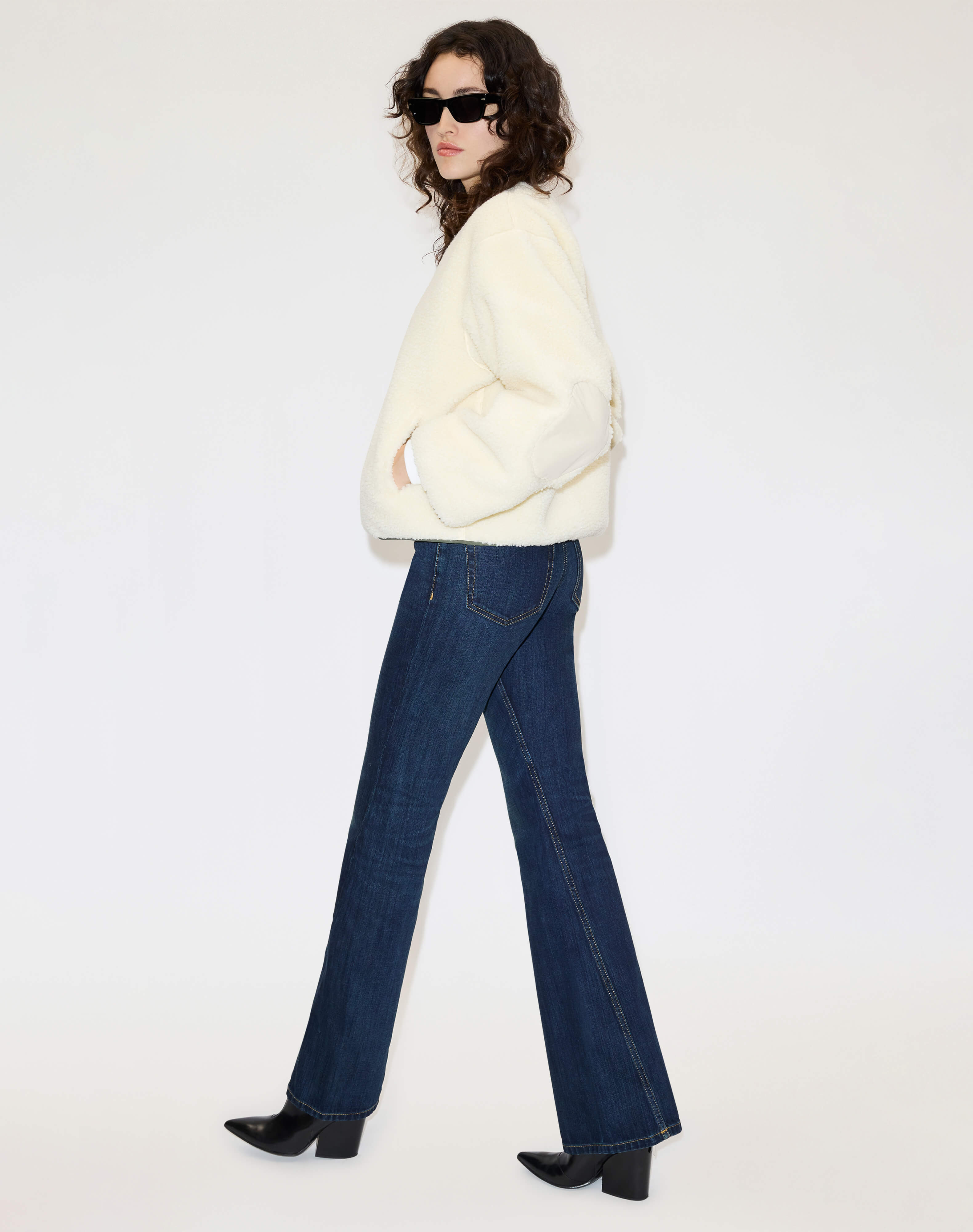 Twisted Mid Rise Bootcut - DK Lady Blue