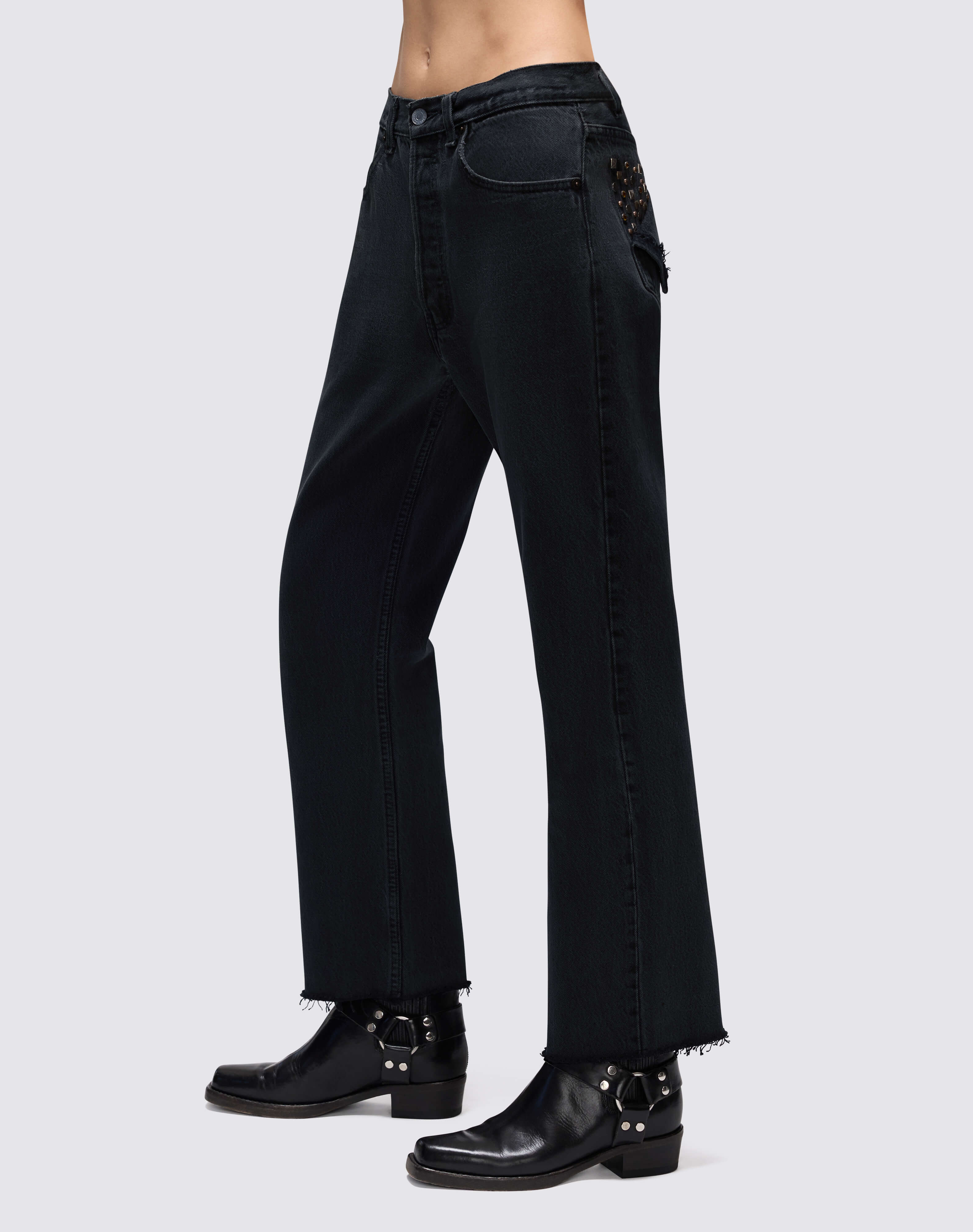 RE/DONE Levi's | No. 27STBFJN11235345 | Multi Stud Boyfriend Jean